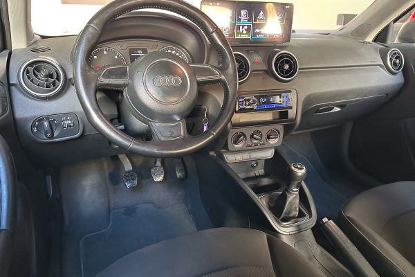 Audi A1 25-LR-10-8