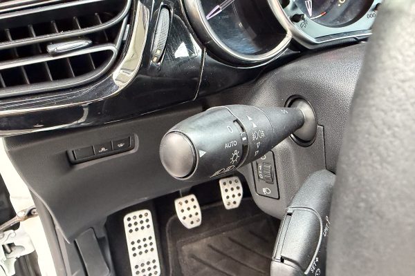 Citroen DS3 50-UB-00-8