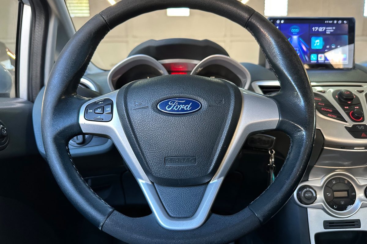 FORD FIESTA 20-JP-56-24