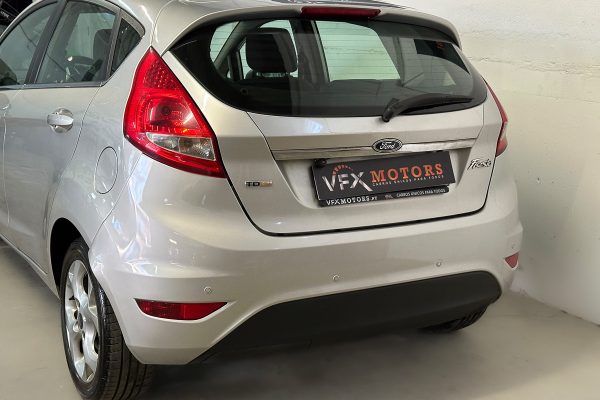 FORD FIESTA 20-JP-56-8