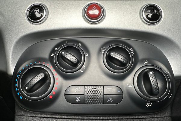 Fiat 500 C AH-16-UQ-23
