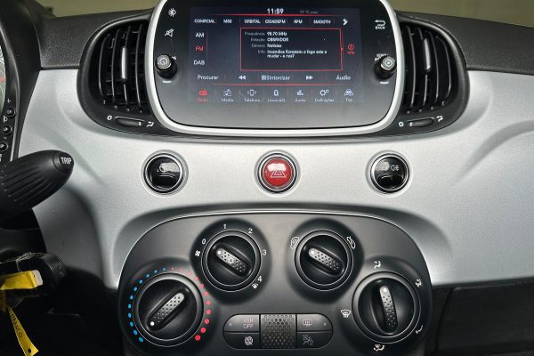 Fiat 500 C AH-16-UQ-30