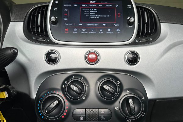 Fiat 500 C AH-16-UQ-33