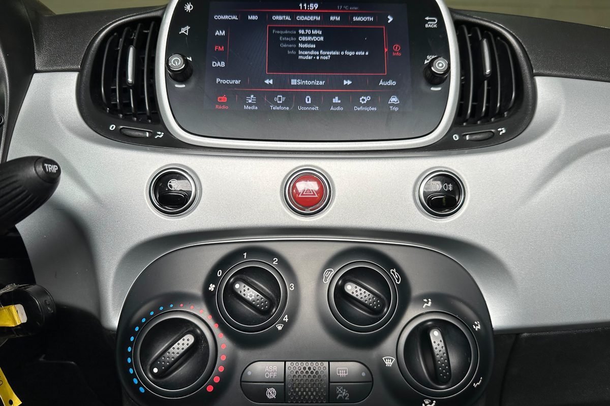 Fiat 500 C AH-16-UQ-33