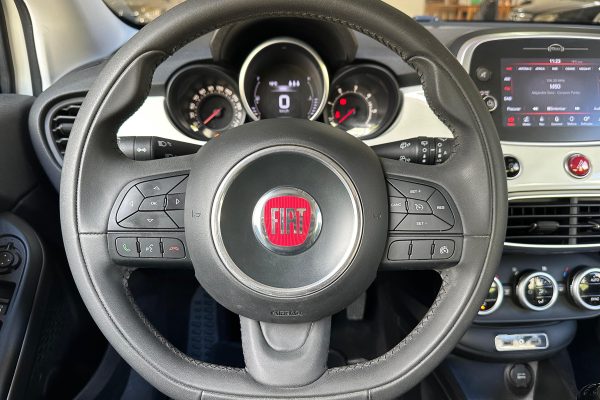 Fiat 500 x 84-UM-60-38