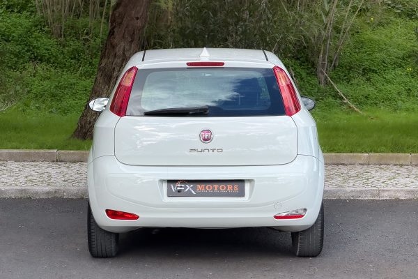 Fiat Punto-11