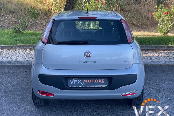Fiat Punto-12