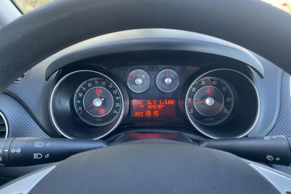 Fiat Punto-21