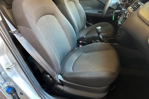 Fiat Punto 25-TB-89-36