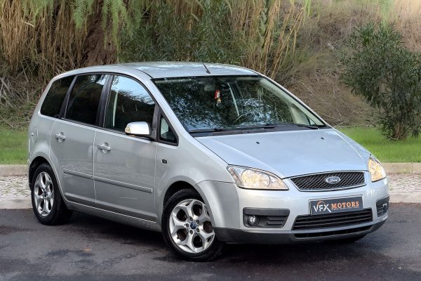 Ford C Max-23