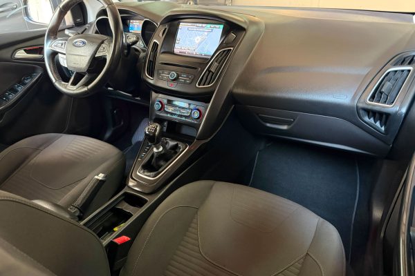 Ford Focus 34-PQ-87-2