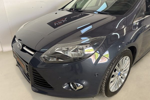 Ford Focus 71-OT-75-23