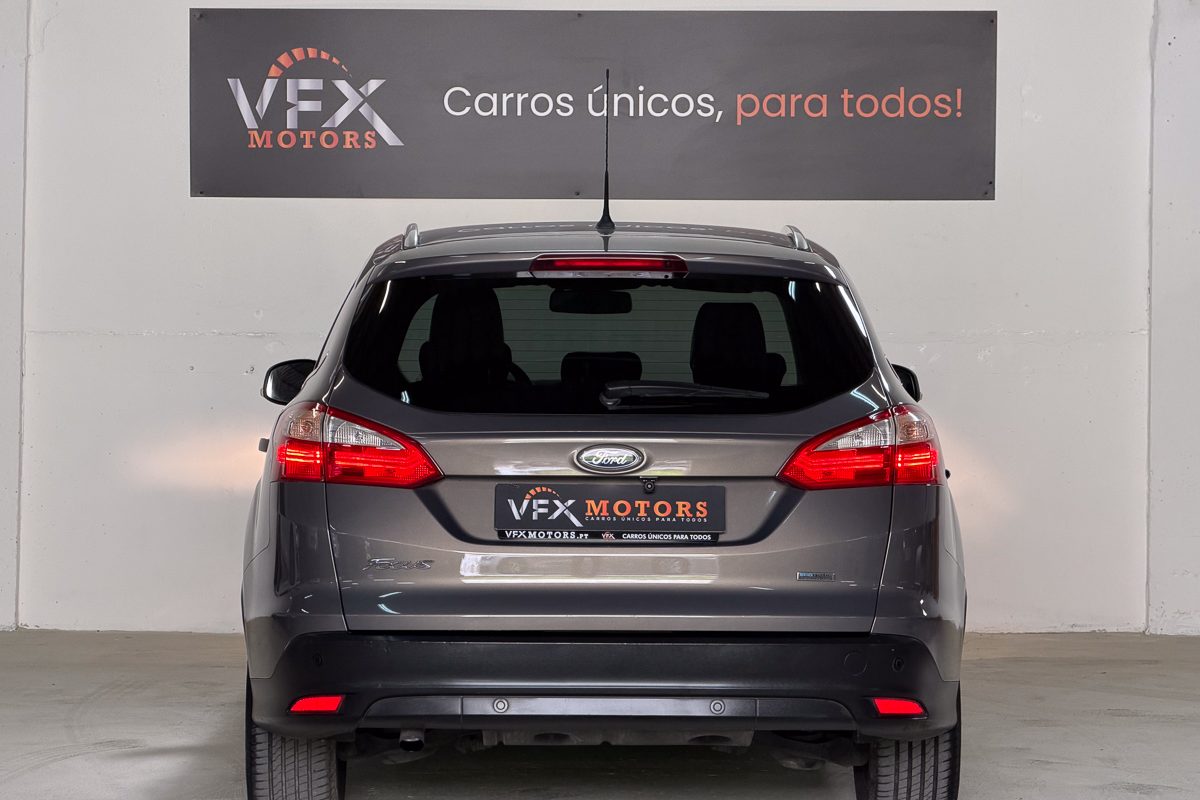 Ford Focus 87-OC-02-25