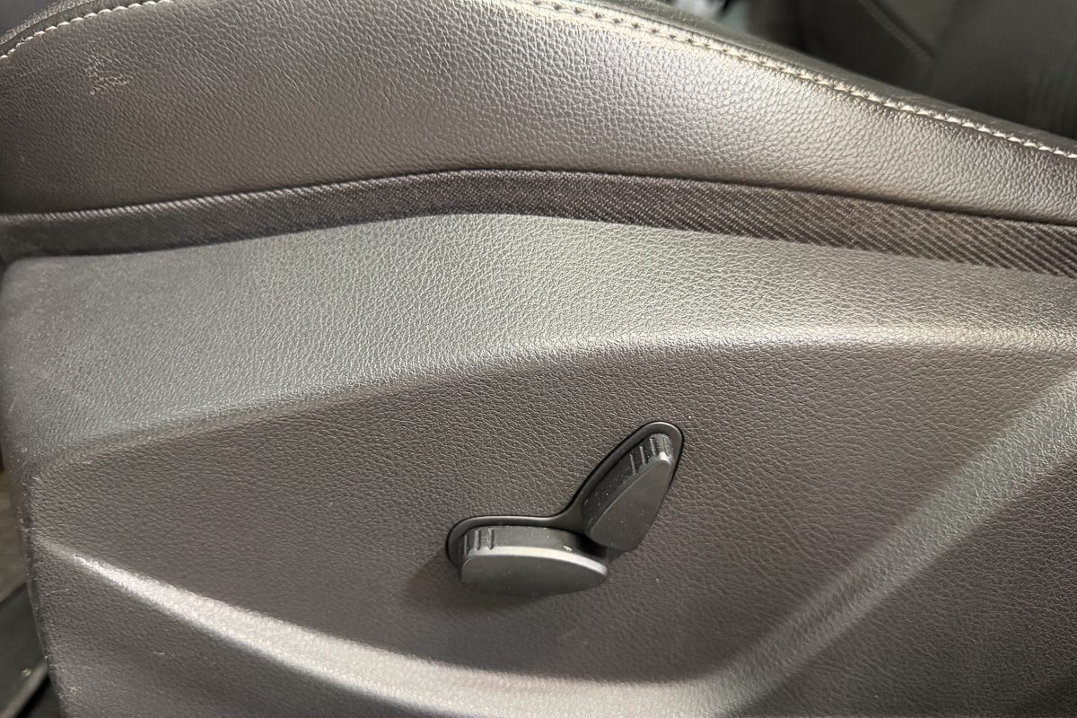 Ford Focus 87-OC-02-5