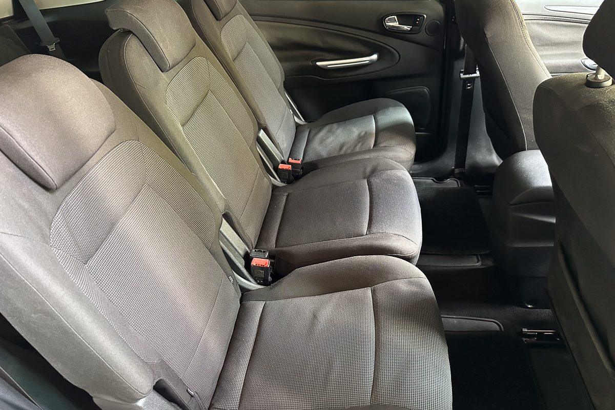 Ford S-MAx 05-DE-57-3