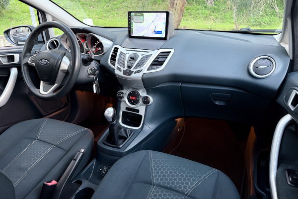 Ford fiesta 47-MM-37-11