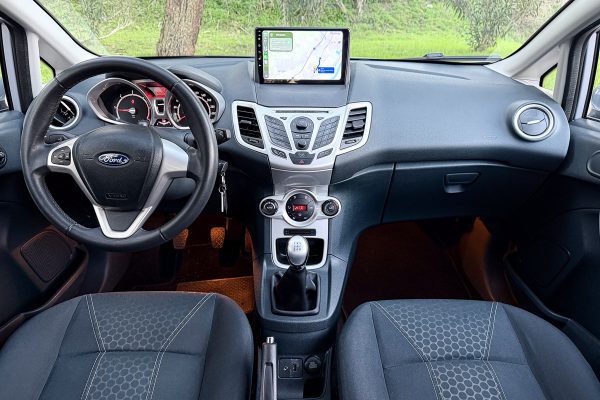 Ford fiesta 47-MM-37-12