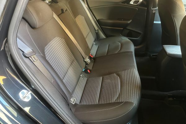 KIA CEED AX-25-XH-2