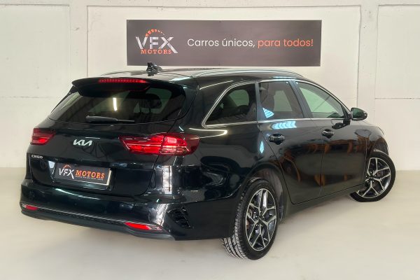 KIA CEED AX-25-XH-21