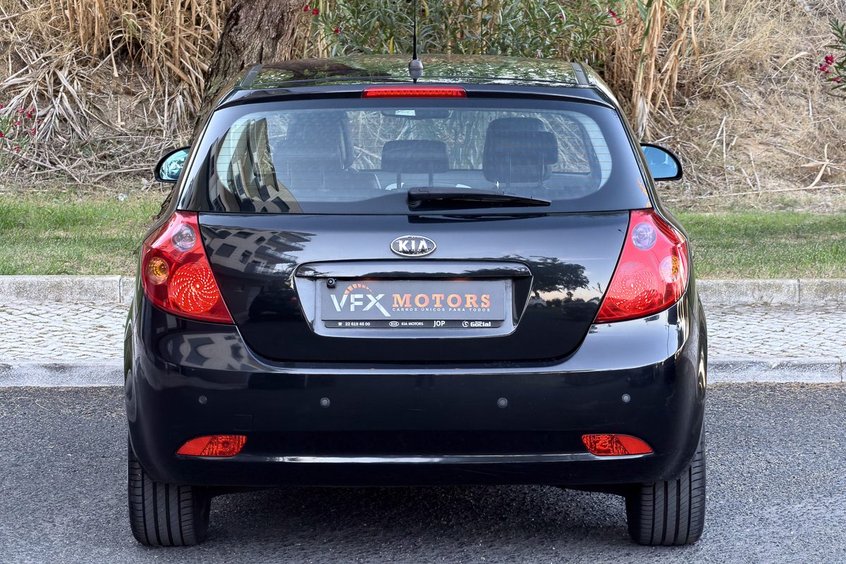 Kia Ceed-2