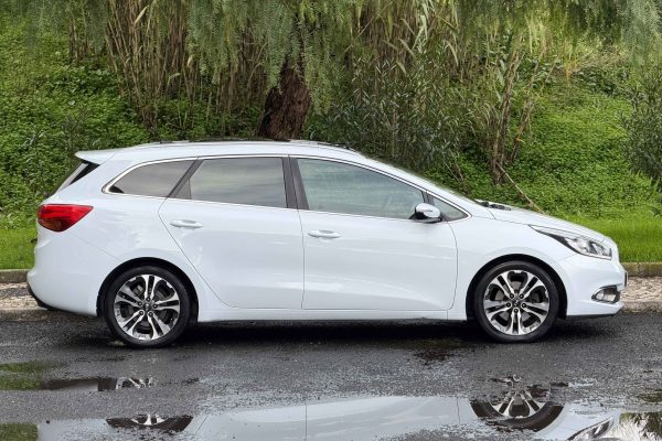 Kia Ceed-24