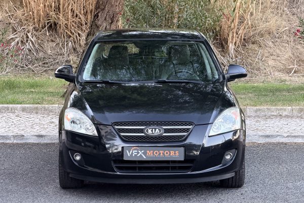 Kia Ceed-28