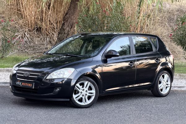 Kia Ceed-29