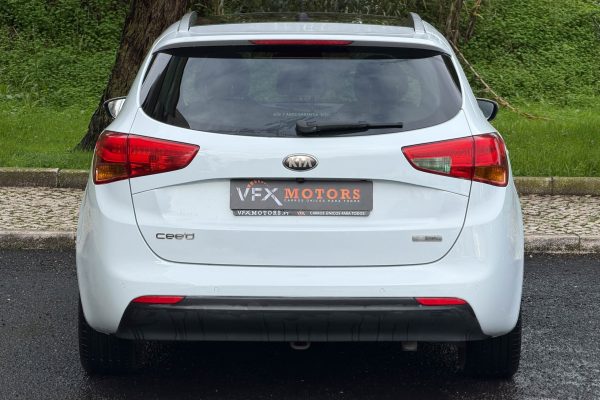 Kia Ceed-5