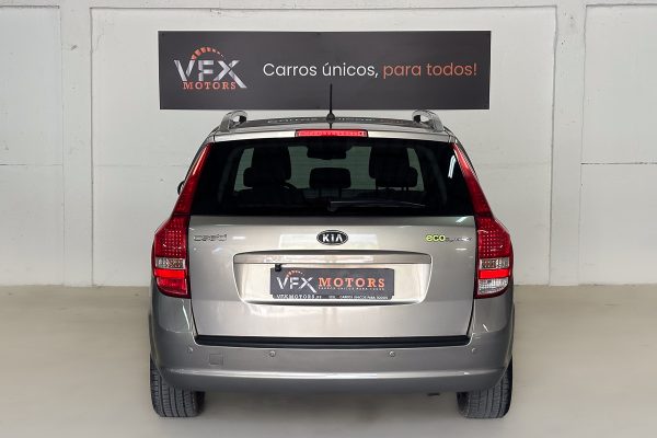 Kia Ceed 85-JX-27-17