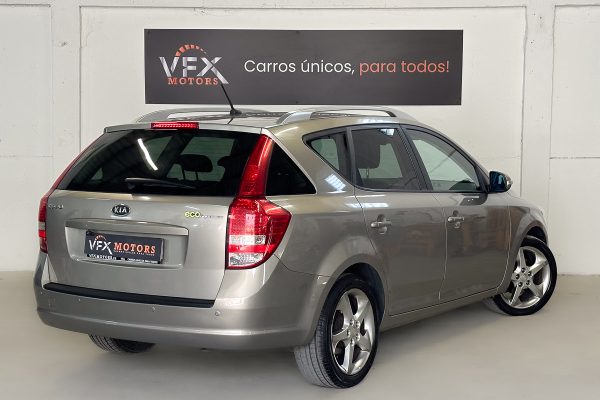 Kia Ceed 85-JX-27-18