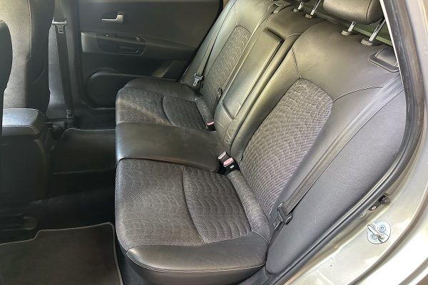 Kia Ceed 85-JX-27-2