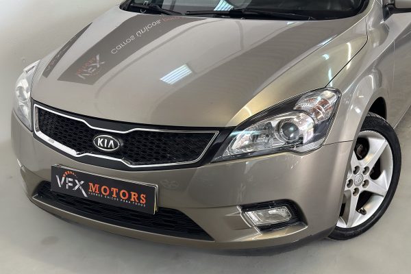 Kia Ceed 85-JX-27-22