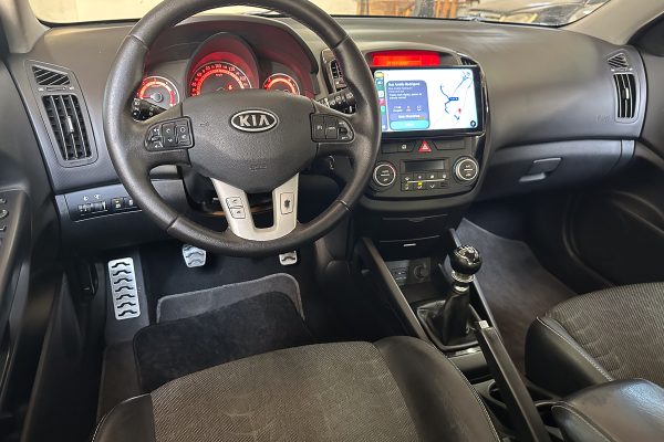Kia Ceed 85-JX-27-6
