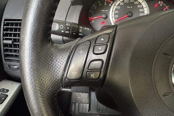 Mazda 5 27-DP-76-13