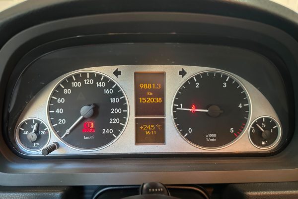 Mercedes B180 78-LP-80_-26