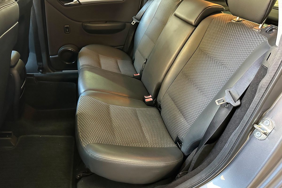Mercedes B180 78-LP-80_-8