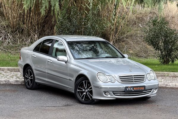 Mercedes C200 CDi-34
