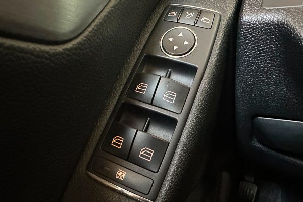 Mercedes C220 92-FP-90-24