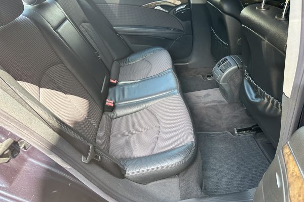 Mercedes E220 44-EU-98-19