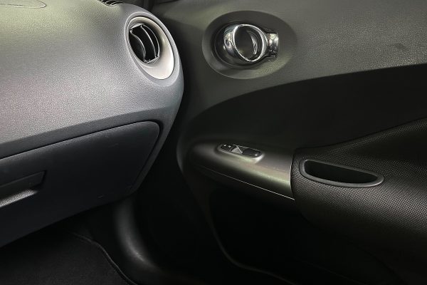 Nissan Juke 30-NE-53-21