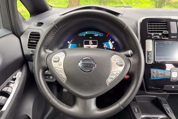 Nissan Leaf BR-60-II-11