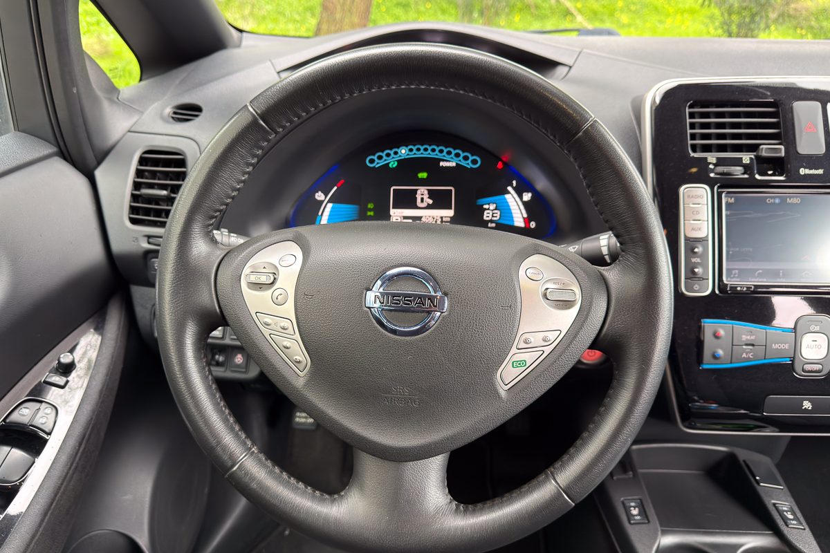 Nissan Leaf BR-60-II-11