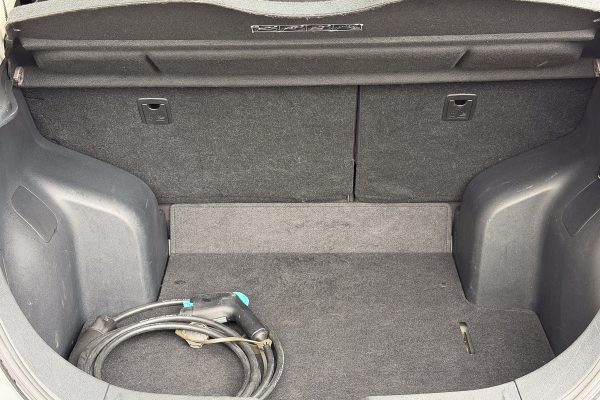 Nissan Leaf BR-60-II-2