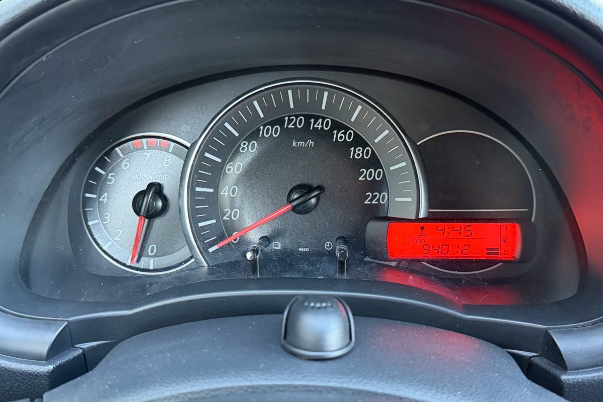 Nissan Micra-13