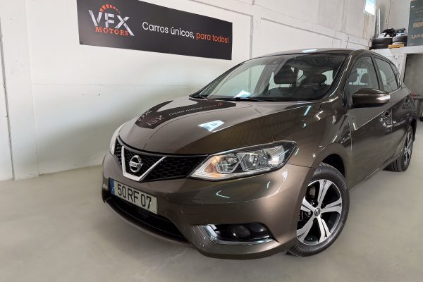 Nissan Pulsar-5
