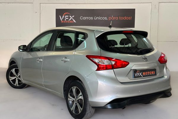 Nissan Pulsar 76-RB-51-16