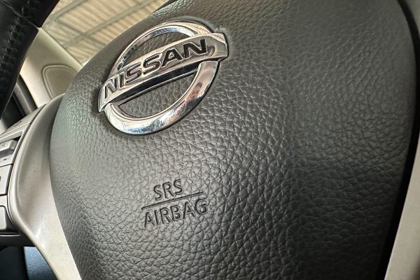 Nissan Pulsar 76-RB-51-34