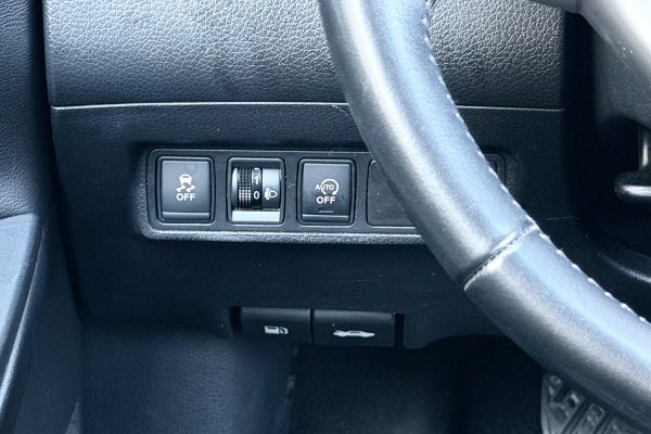 Nissan Pulsar_-15