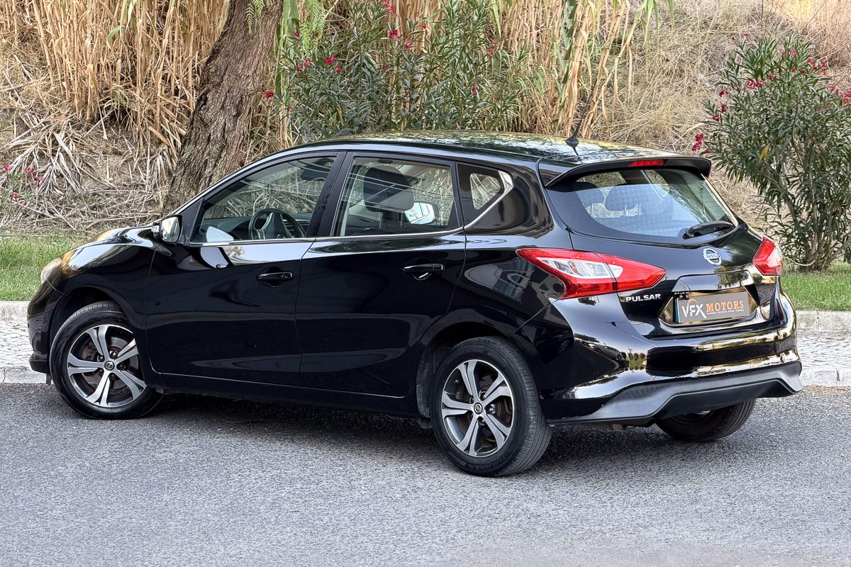 Nissan Pulsar_-24