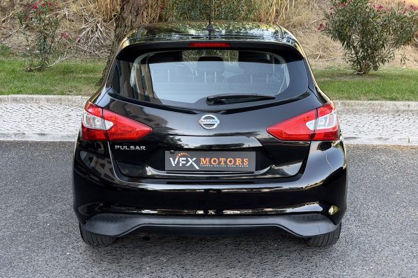 Nissan Pulsar_-3